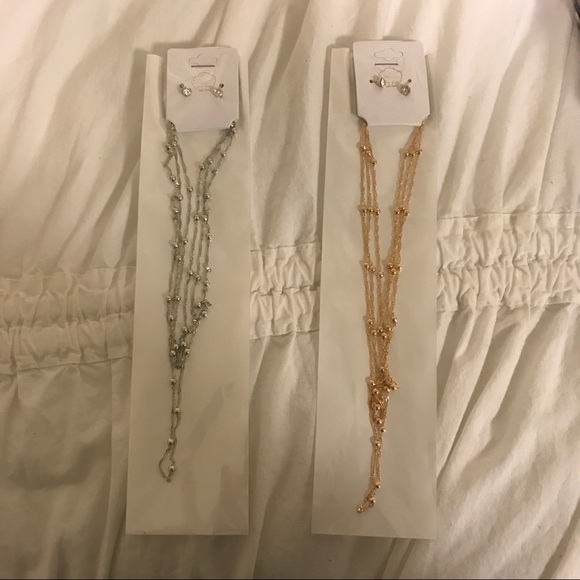 Gold layered necklace - Picture 6 of 7